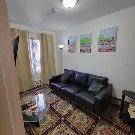 Small Condo In Montreal -Fast Wifi Екстериор снимка